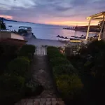 Amelie's & Ξενοδοχείο *