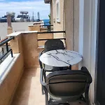 Amelie's & Ξενοδοχείο *